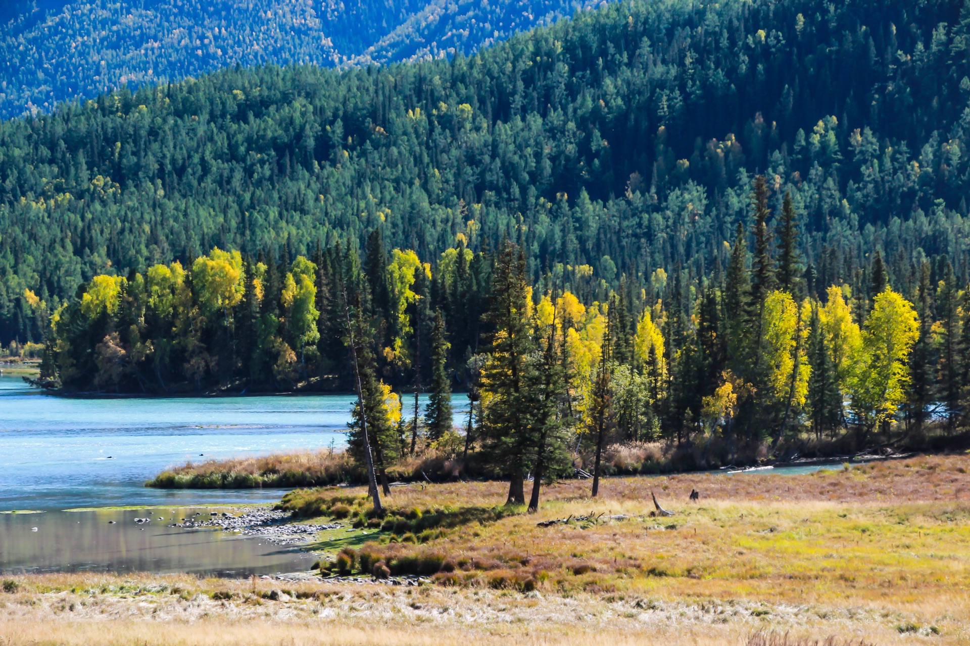 新疆,丝绸之路上的璀璨明珠